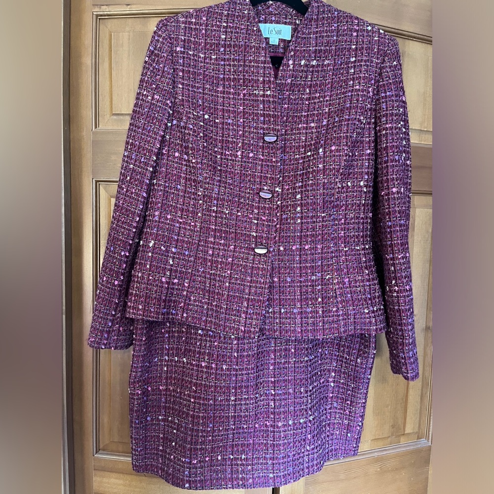 Le Suit Maroon Tweed Skirt Suit Size 12